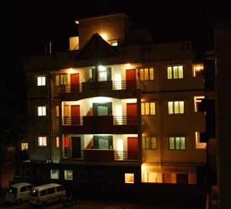 The Tavern Bed and Breakfast Bangalore Esterno foto